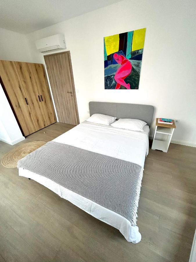 Smart Apartment Mir Varna Exterior foto